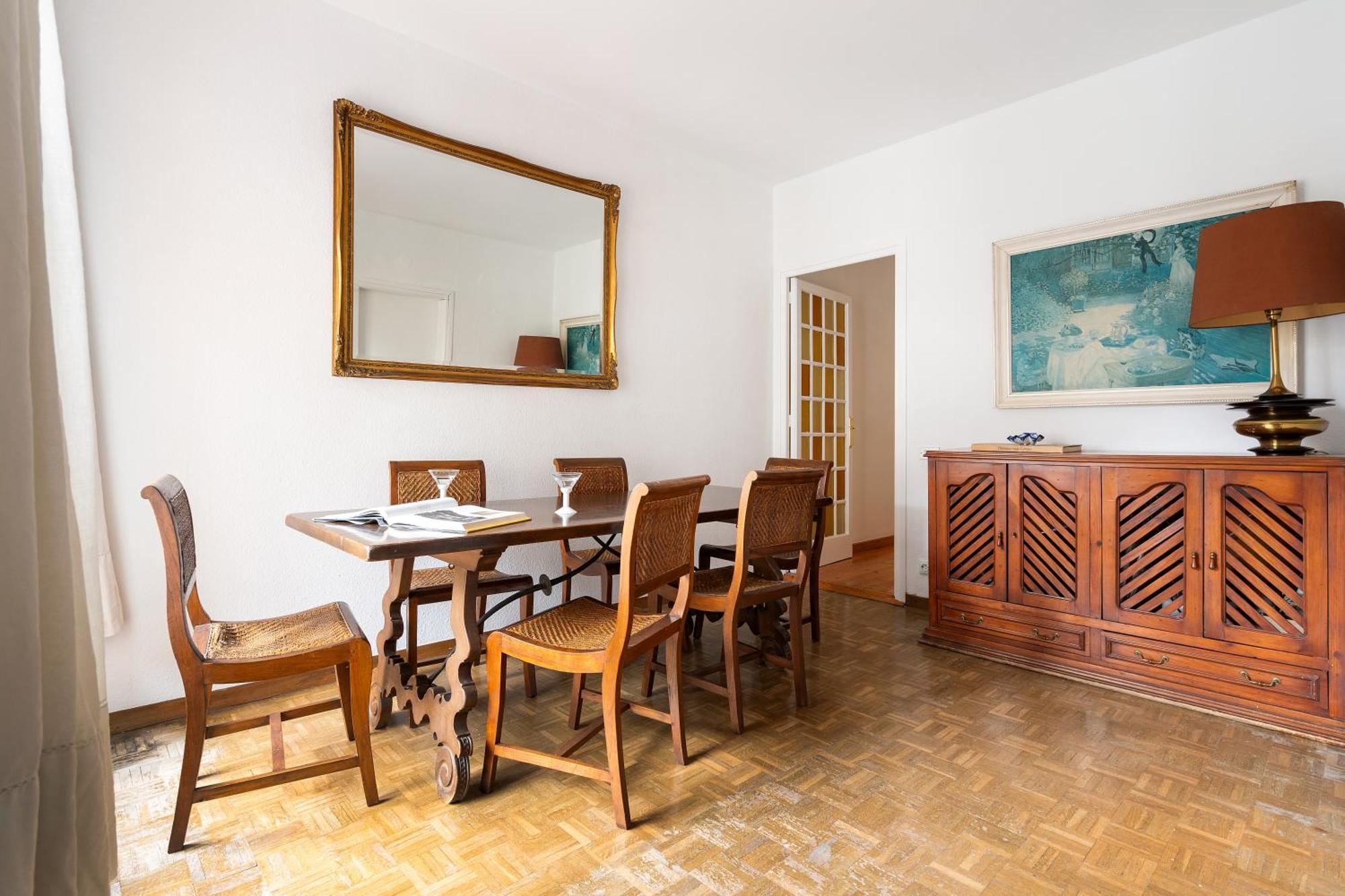 Stunning 5br With Sagrada Familia Views Barcelona