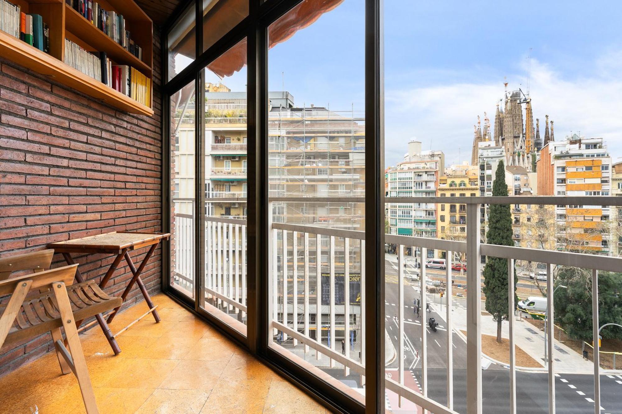 Stunning 5br With Sagrada Familia Views *